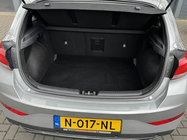 Hyundai i30 1.0 T-GDI MHEV COMFORT SMART 2021 Benzine 12