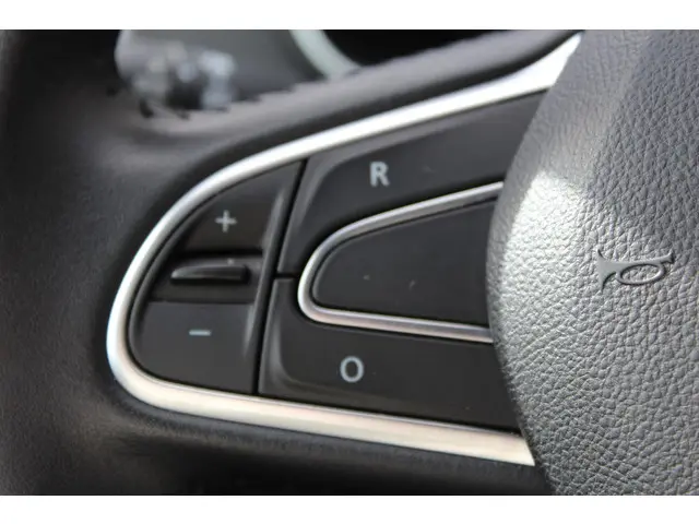Renault Mégane Estate 1.3 TCe Limited 140 pk 2020 Benzine 43