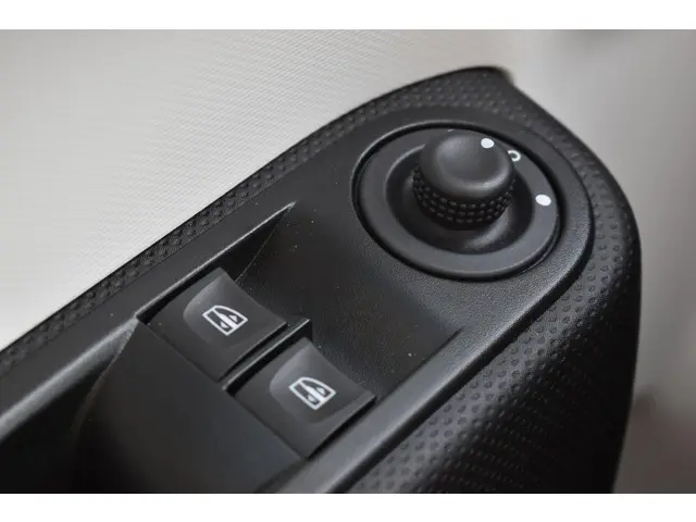 Renault Twingo SCe Collection 2020 Benzine 18