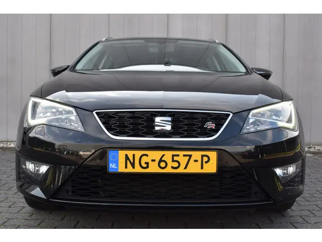 SEAT Leon Sportstourer ST 1.4 TSI 150pk FR 2016 Benzine 17