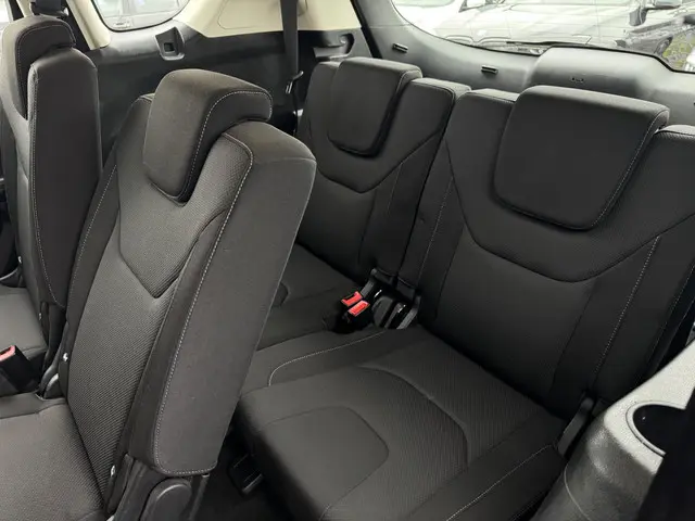 Ford S-Max 1.5 Titanium 7p. 2018 Benzine 24