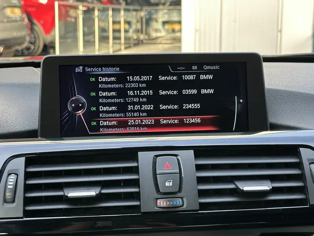 BMW 4 Serie Cabrio 428i High Executive 2014 Benzine 20