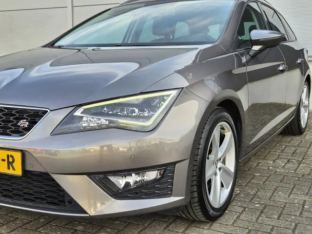 SEAT Leon ST 1.4 EcoTSI FR Connect 2016 Benzine 49