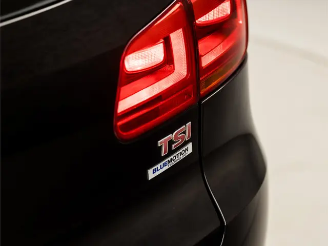 Volkswagen Tiguan 1.4 TSI Black Sport 2012 Benzine 28