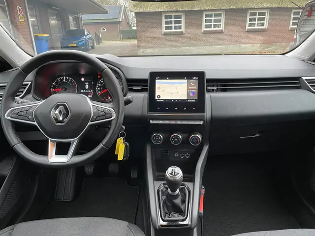 Renault Clio 1.0 TCe Zen, Navi, Pdc, Lmv 2021 Benzine 10