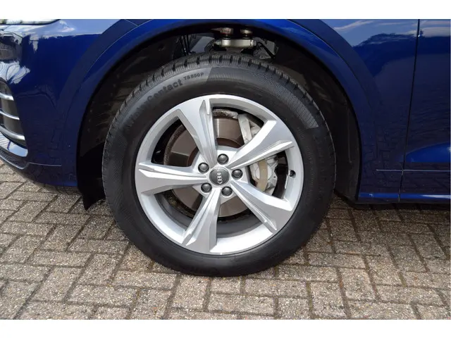 Audi Q5 45 TFSI quattro S edition 2019 Benzine 57