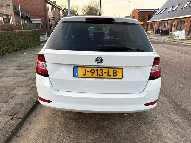 Škoda Fabia Combi 1.0 TSI Active 2020 Benzine 6