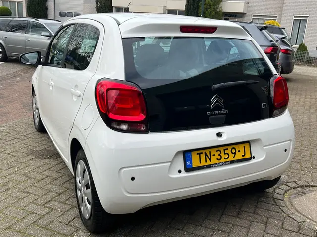 Citroën C1 1.0 VTi Feel *Airco*Garantie* 2018 Benzine 6