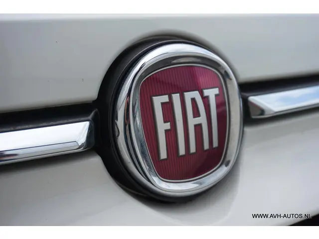 Fiat 500 1.2 Lounge 2017 Benzine 9