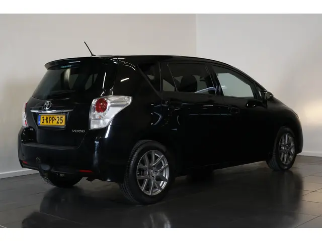 Toyota Verso 1.8 VVT-i Business 2013 Benzine 5