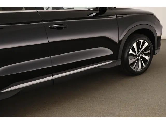 BYD SEAL U 1.5 DM-i FWD Boost 2025 Hybride Benzine 24