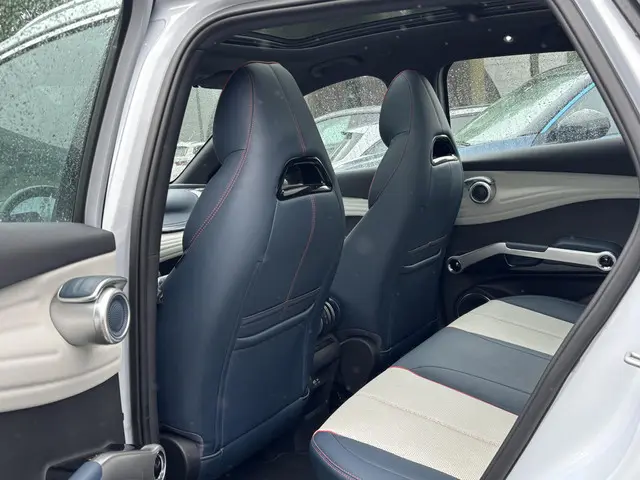 BYD ATTO 3 Design 60 kWh 2023 Elektrisch 11