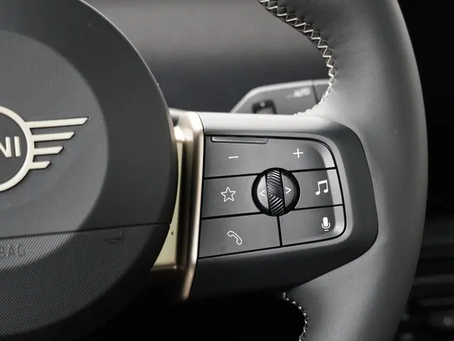 MINI 3-Deurs Cooper E Classic + L-pakket 2025 Elektrisch 21