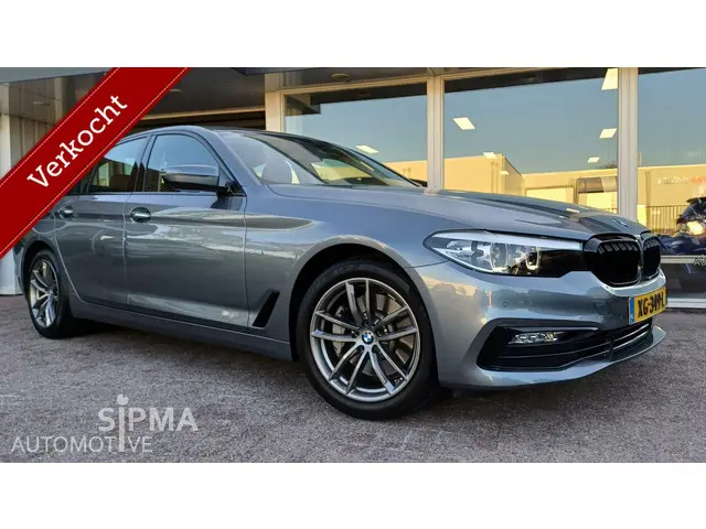 BMW 5 Serie 530i Sport line 2019 Benzine