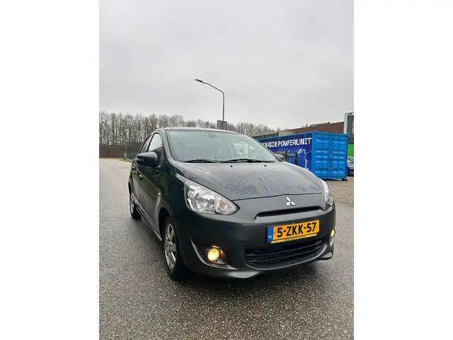 Mitsubishi Space Star 1.0 Intense NAP / 5 DRS / 2015 Benzine 3