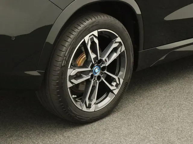 BMW X1 xDrive25e 2023 Hybride Benzine 38