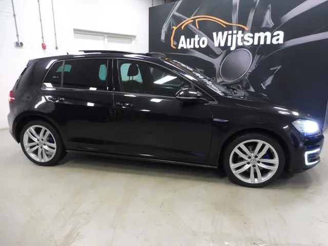 Volkswagen Golf 1.4 TSI GTE 2015 Hybride Benzine 29