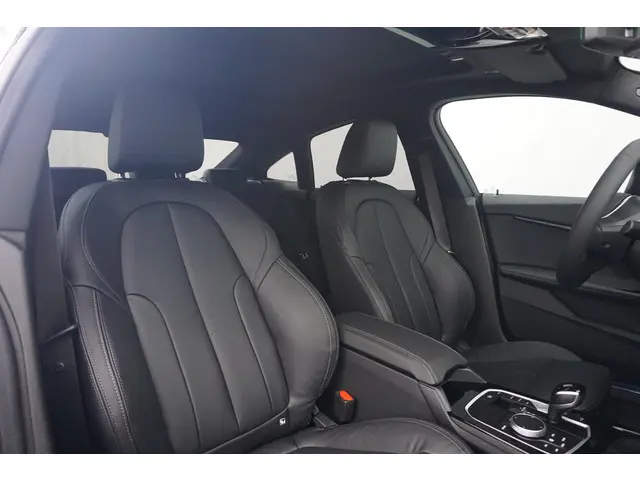 BMW 2 Serie Gran Coupé 218i 2025 Benzine 7