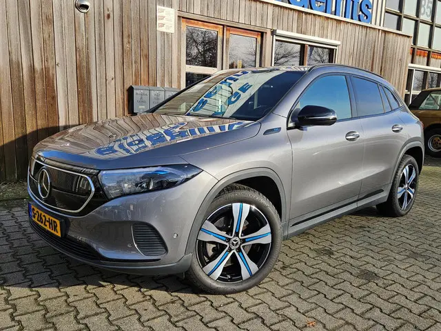 Mercedes-Benz EQA