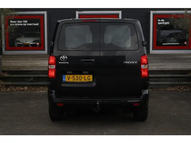 Toyota ProAce Worker 2.0 D-4D Professional 2018 Diesel 4