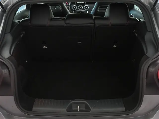 Mercedes-Benz A-Klasse 180 Ambition 2015 Benzine 29