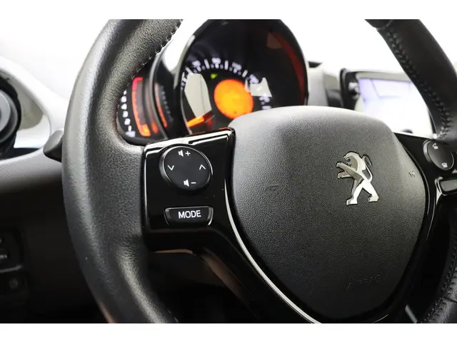 Peugeot 108 1.0 e-VTi Blue Lease Executive 2020 Benzine 23