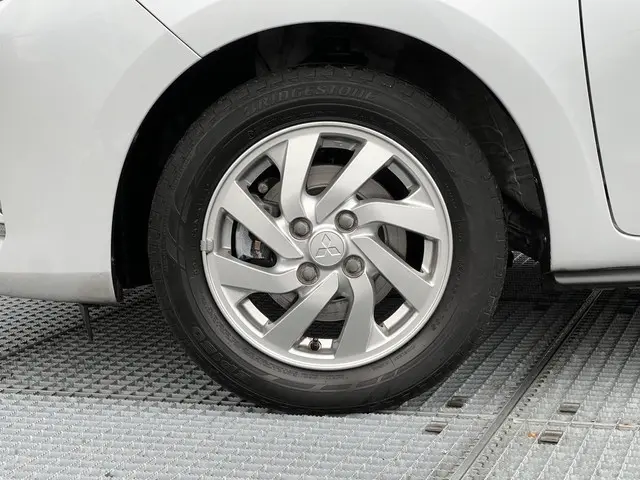 Mitsubishi Space Star 1.2 Intense 2021 Benzine 25