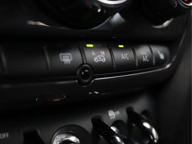 MINI Countryman 1.5 Cooper 2019 Benzine 46