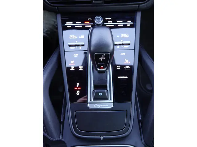 Porsche Cayenne 3.0 E-Hybrid 2018 Hybride Benzine 36