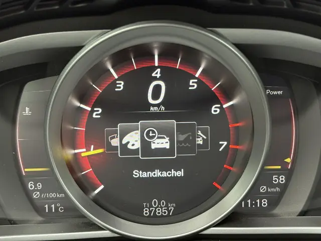 Volvo V40 1.5 T2 Edition+ 2018 Benzine 24