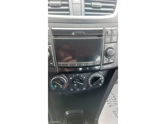 Suzuki Swift 1.2 Style EASSS 2016 Benzine 11