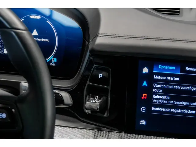 Porsche Cayenne Coupé 3.0 E-Hybrid 2024 Hybride Benzine 43
