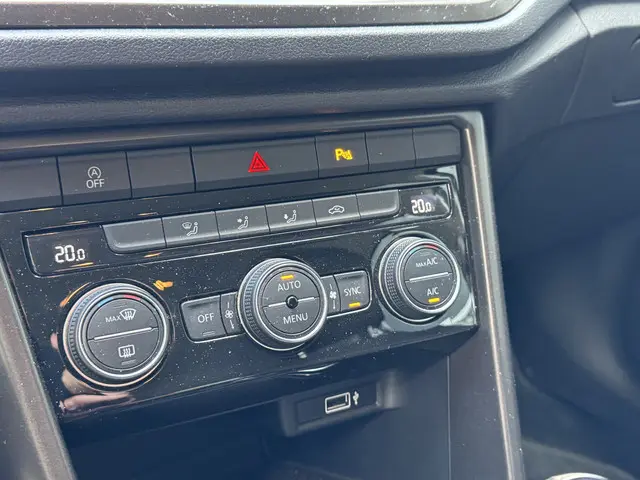 Volkswagen T-Roc 1.5 TSI 150pk H6 Style 2019 Benzine 7