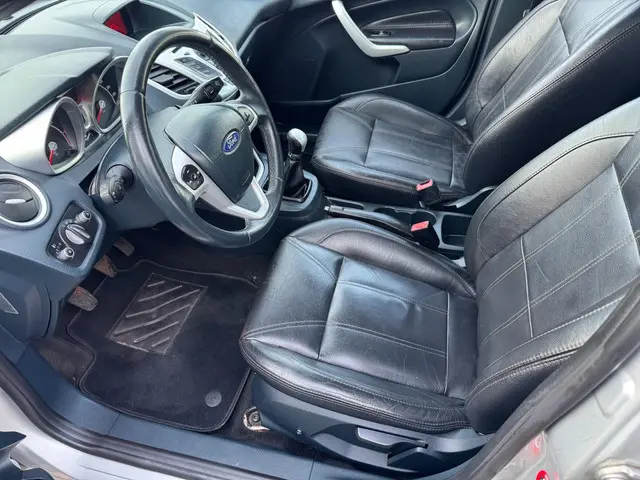 Ford Fiesta 1.25 Titanium 2012 Benzine 12