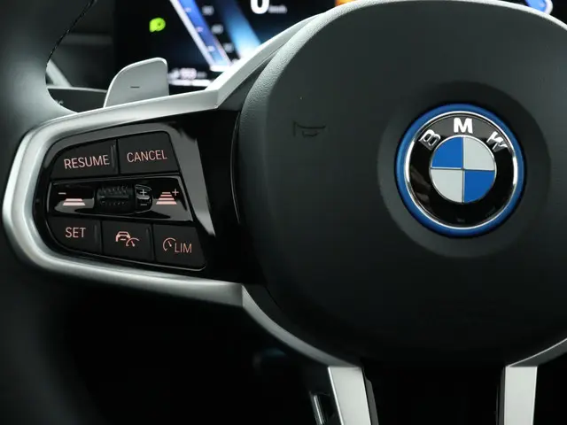 BMW 3 Serie Touring 330e xDrive 2025 Hybride Benzine 15