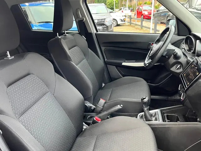 Suzuki Swift 1.2 Select Smart Hybrid 2020 Benzine 8