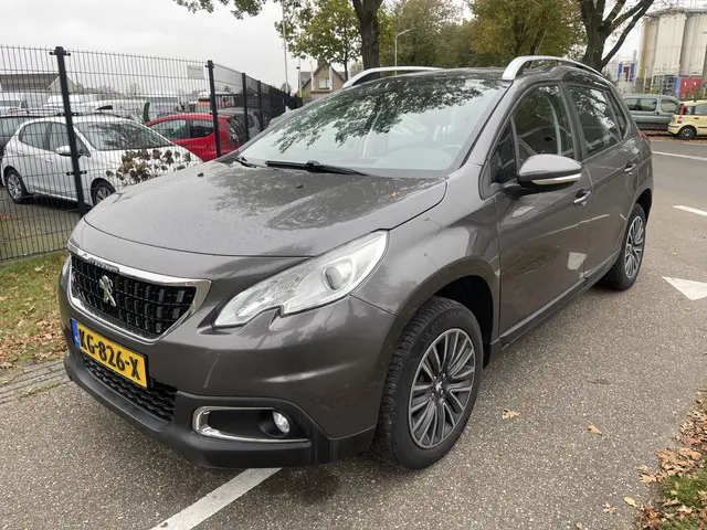 Peugeot 2008 1.2 PureTech Blue Lion 2016 Benzine 4