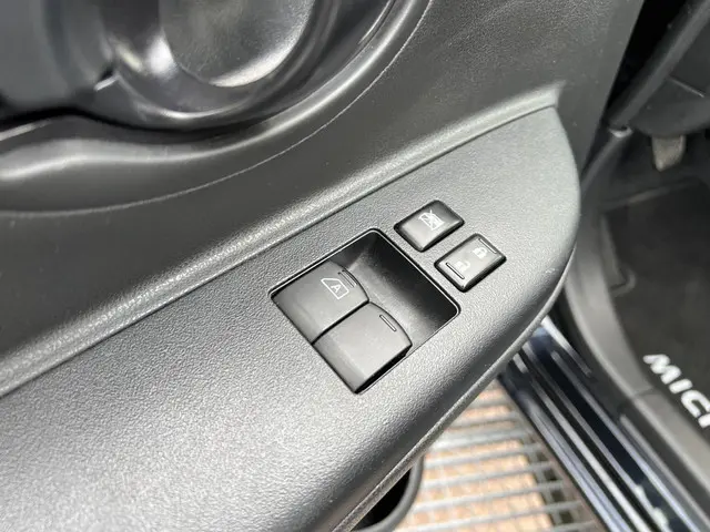 Nissan Micra 1.2 Visia Pack 2016 Benzine 17