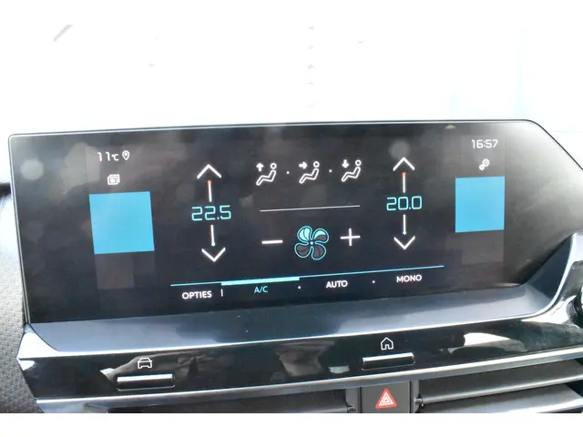 Citroën C4 Puretech EAT8 Shine 2021 Benzine 22