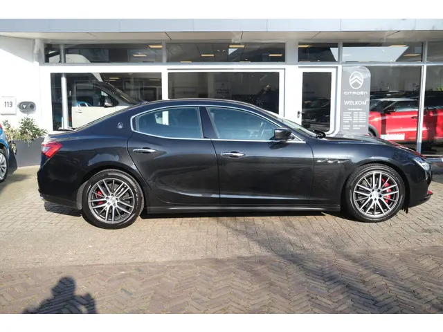 Maserati Ghibli S Q4 2016 Benzine 22