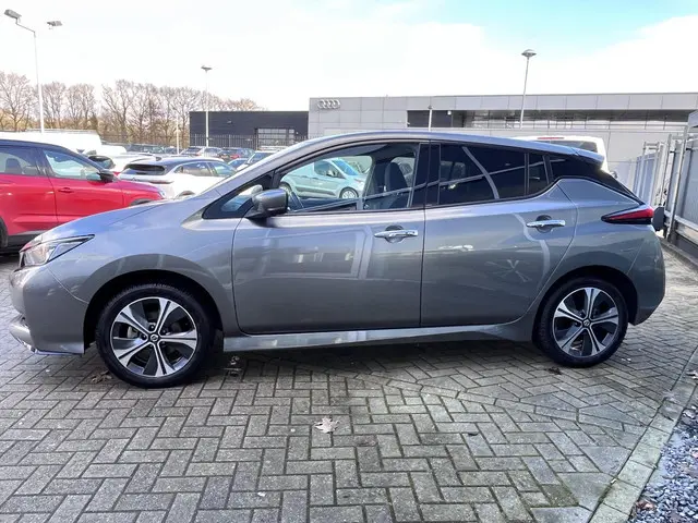 Nissan Leaf e+ N-Connecta 62 kWh 2021 Elektrisch 13