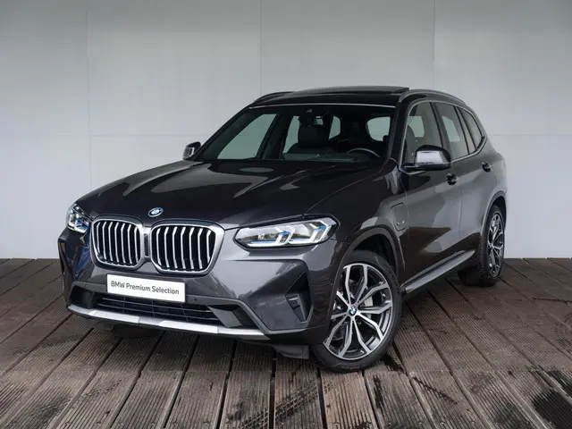BMW X3 xDrive30e 2022 Hybride Benzine 44
