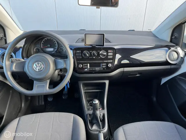 Volkswagen up! 1.0 move up! BlueMotion 2016 Benzine 11