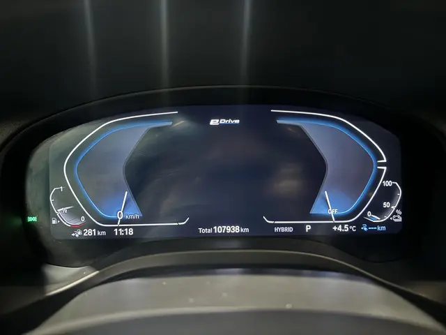 BMW X3 xDrive30e Business 2021 Hybride Benzine 5