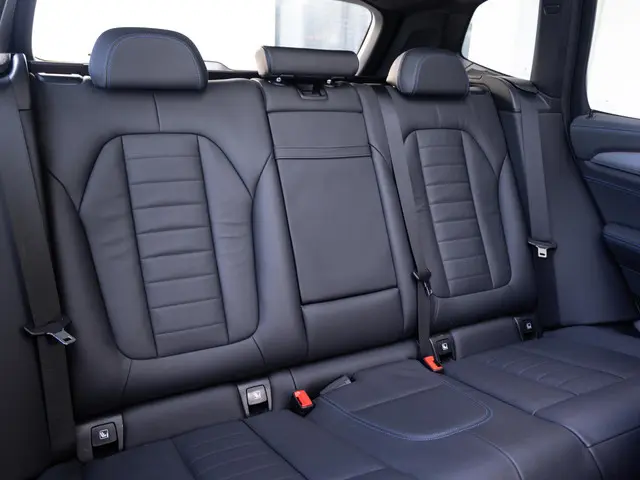 BMW iX3 High Executive 80 kWh 2022 Elektrisch 11