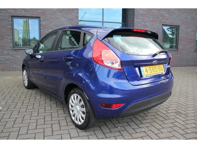 Ford Fiesta 1.0 Style 2013 Benzine 6