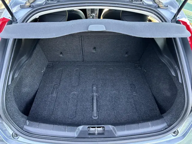 Volvo V40 1.5 T3 Momentum 2015 Benzine 12