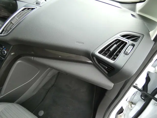 Ford Grand C-Max HELAAS VERKOCHT!!! 2015 Benzine 35