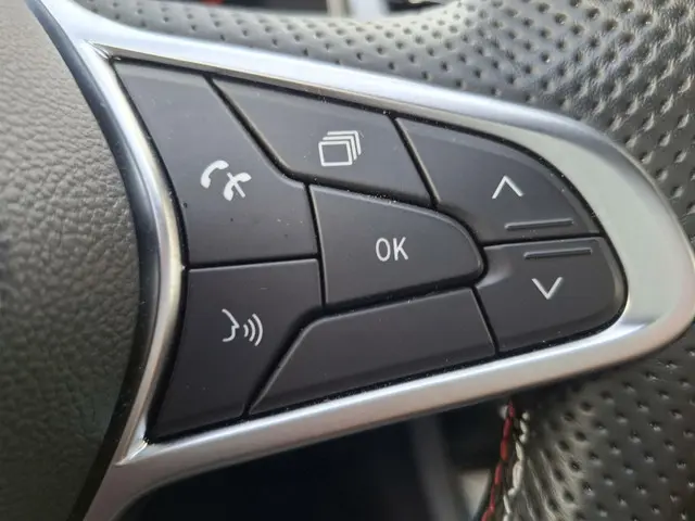 Renault Captur TCe 90 R.S. Line 2022 Benzine 18