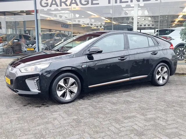 Hyundai IONIQ 2